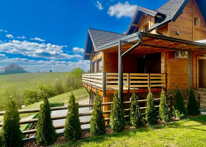 Lux Pine House
