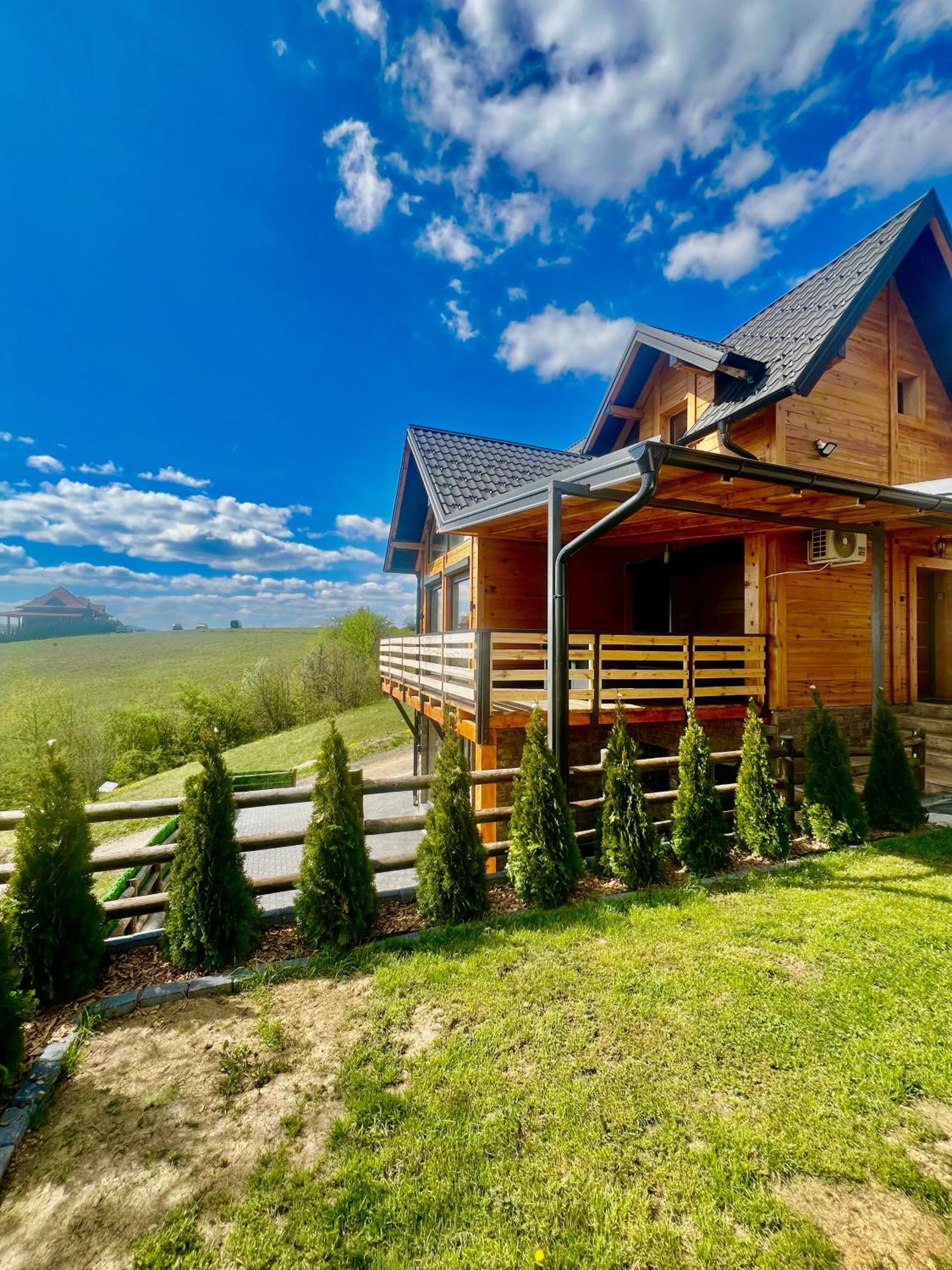 Lux Pine House Villa *